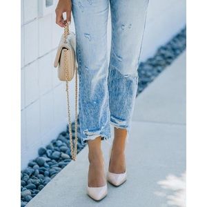 Lavish Patent Leather Pumps In Nude